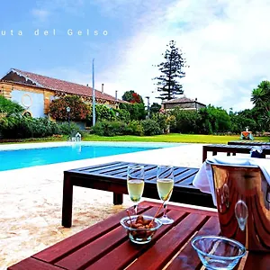 Tenuta Del Gelso Фермерский дом